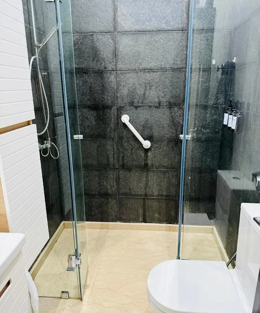 Gueliz Luxe Appartement Terrasse Marakeş